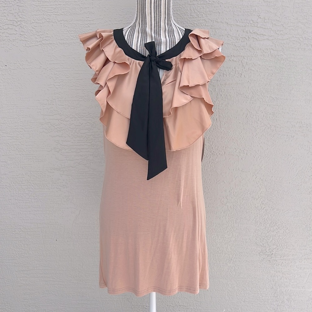 Brand new ladies casual dress!